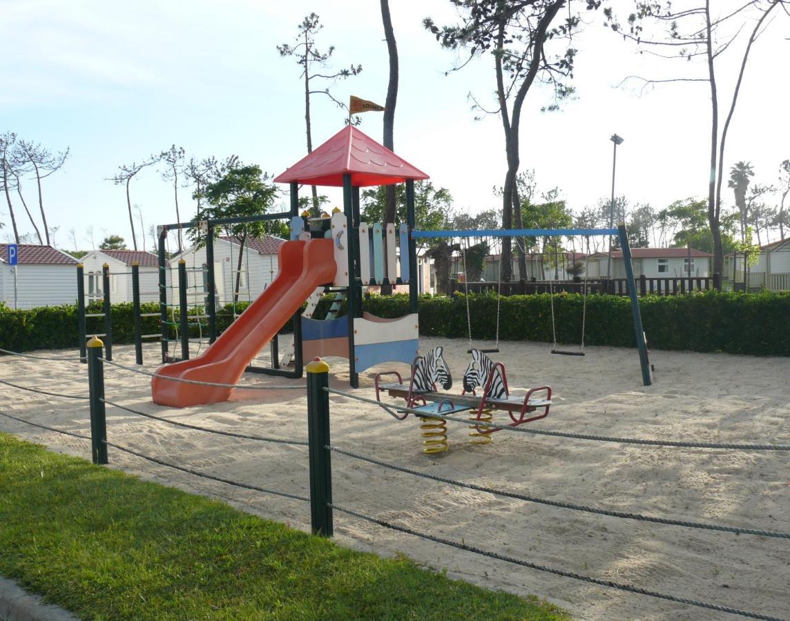 ホテル Parque De Campismo Orbitur Gala フィゲイラ・ダ・フォズ エクステリア 写真